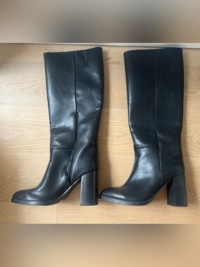 DV by Dolce Vita Black Leather Tall Block Heel Boots